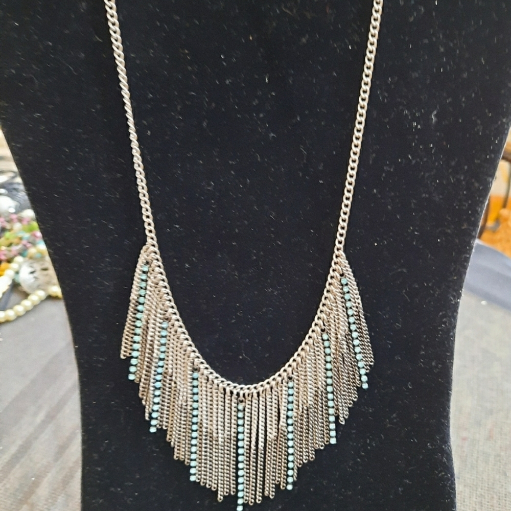 Gorgeous statement necklace
